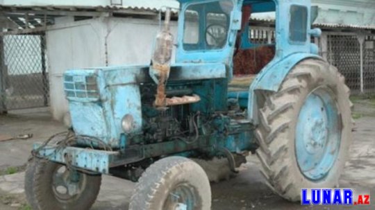 Sabirabadda traktor azyaşlını vuraraq öldürüb