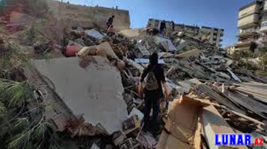 Türkiyədə baş verən zəlzələ nəticəsində 20 bina çökdü, şəhər suyun altında qaldı