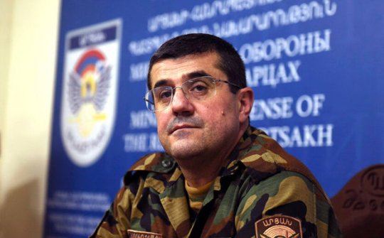 Araik Aratunyan: “1500 erməni hərbçisi bir neçə azərbaycanlı əsgərin qarşısından qaçdı”